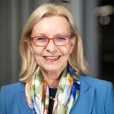 Prof. Dr. Julia Kormann