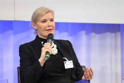 Prof. Dr. Rafaela Kraus, Defense Innovation Expert, Universit&auml;t der Bundeswehr M&uuml;nchen, auf dem Podium