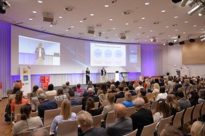 Der moderne Arbeitsplatz in der Ära von KI 